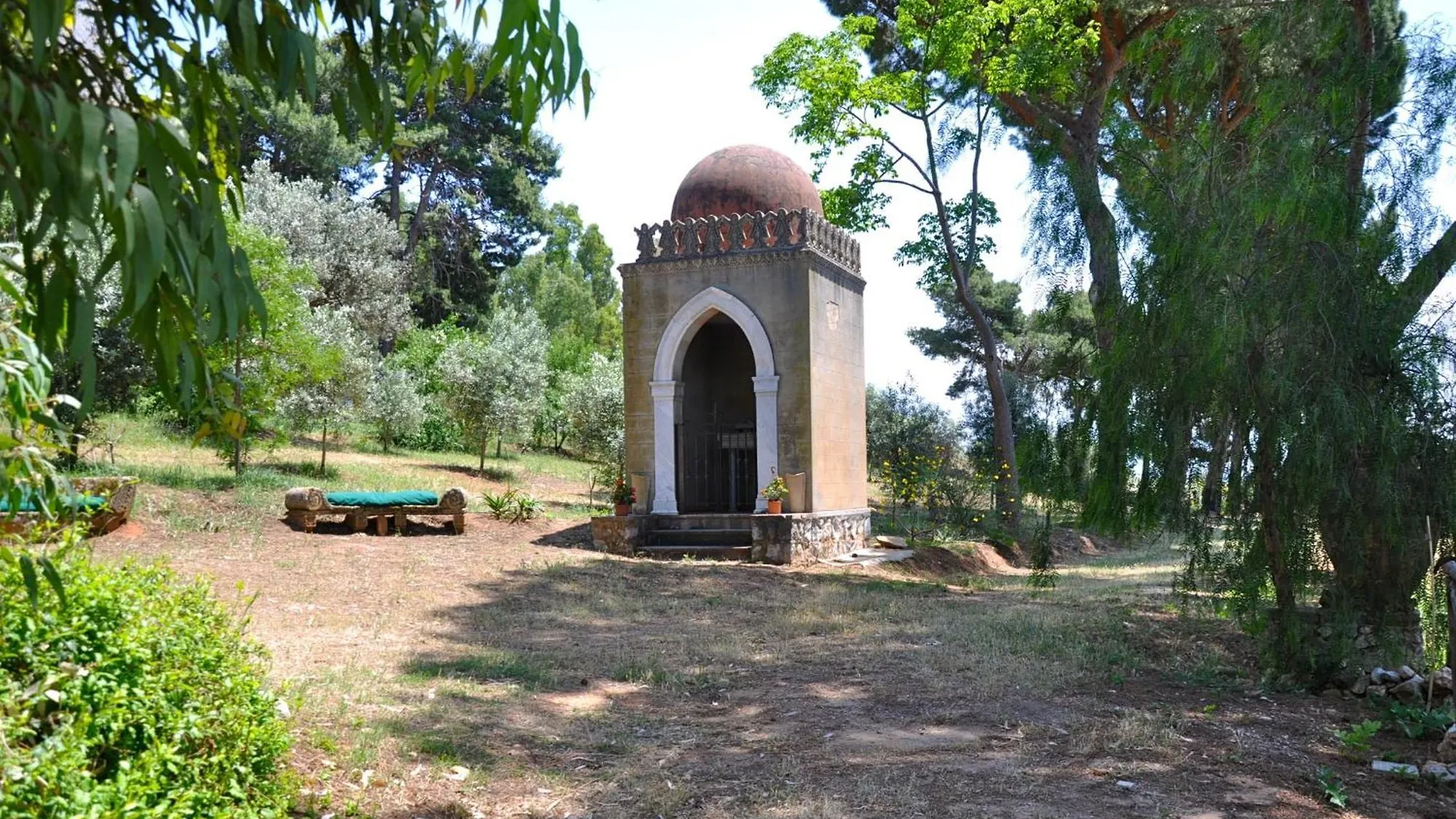הוילה טראסיני Casa Strelizie 0*,